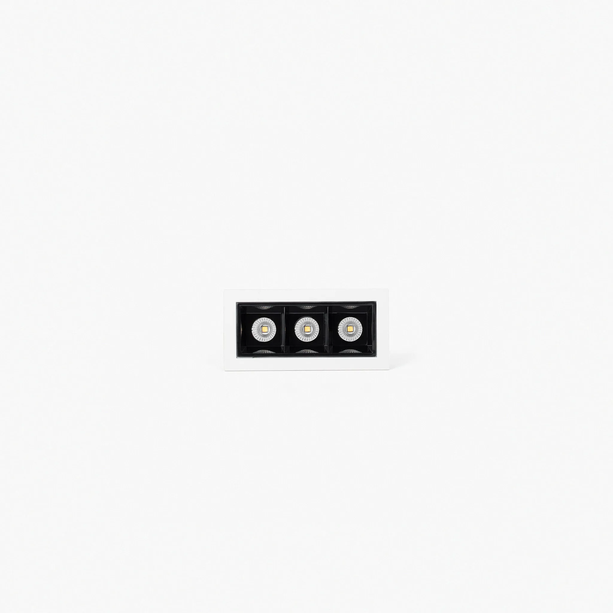 TROOP recessed white-black 3x2W 15°