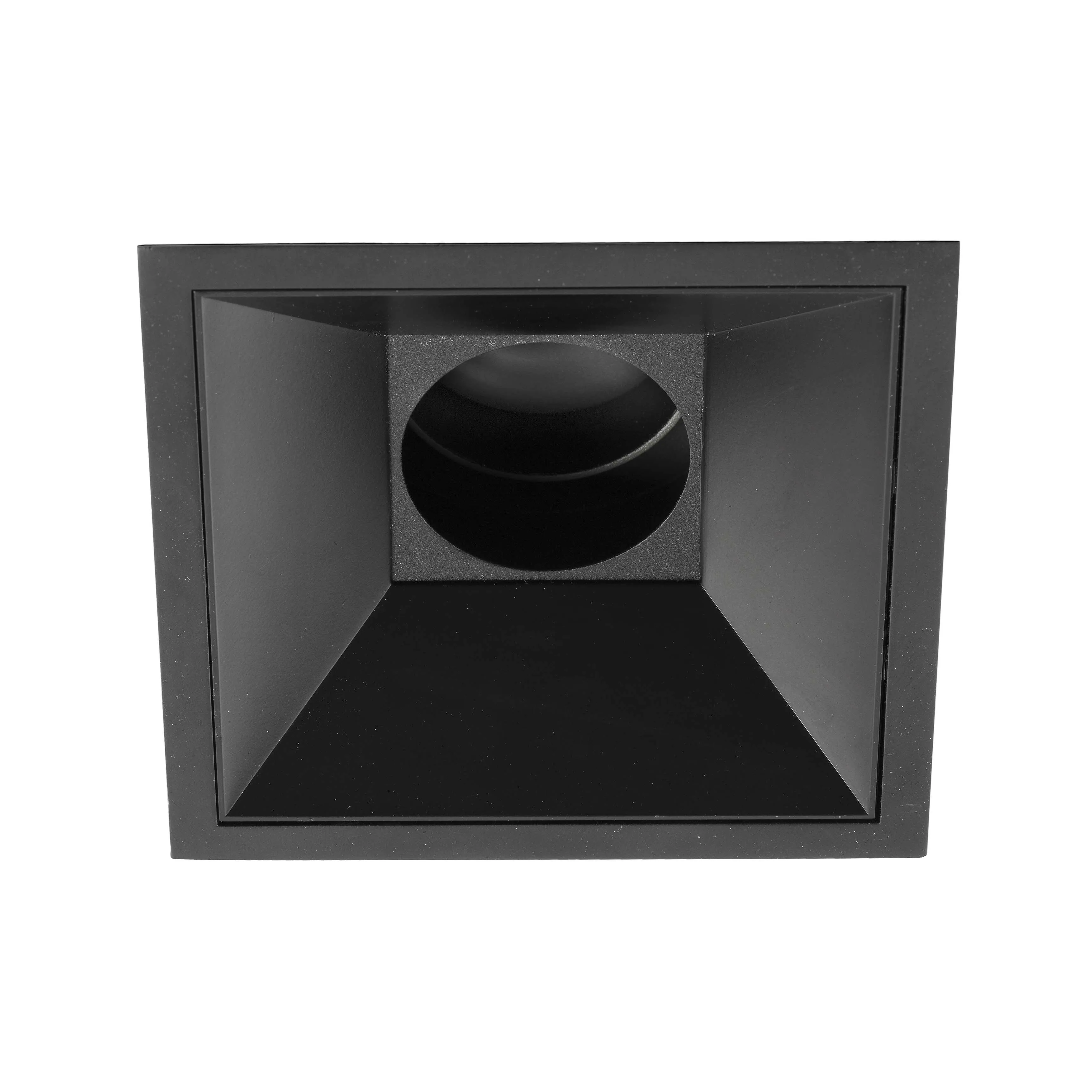 DEEP60 C ZWART 15° 4000K